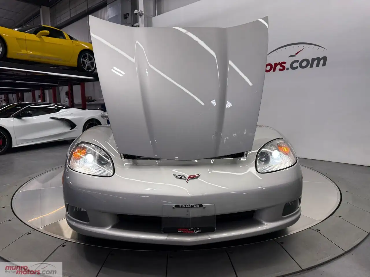 Chevrolet Corvette снимка Chevrolet Corvette