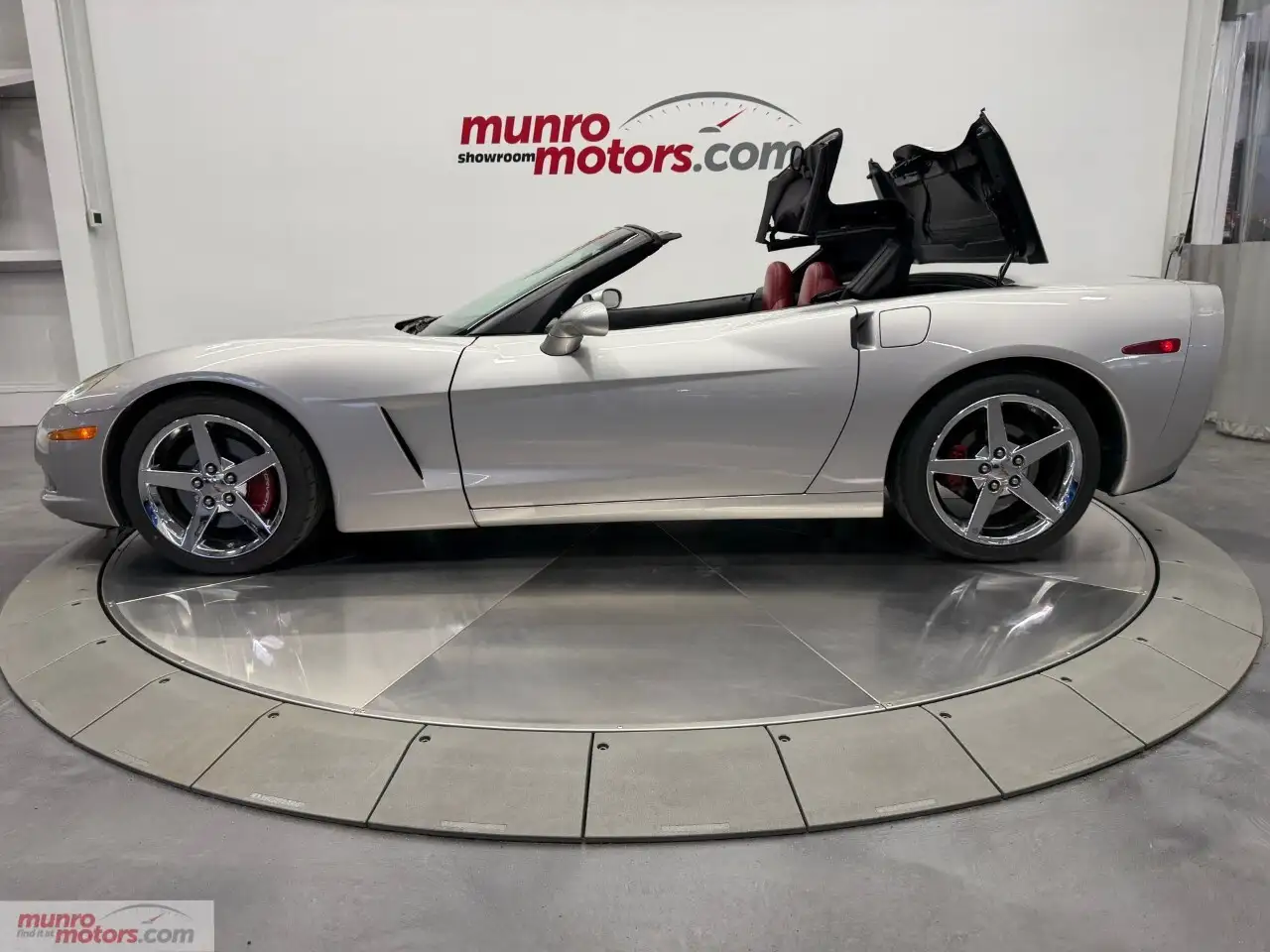 Chevrolet Corvette снимка Chevrolet Corvette