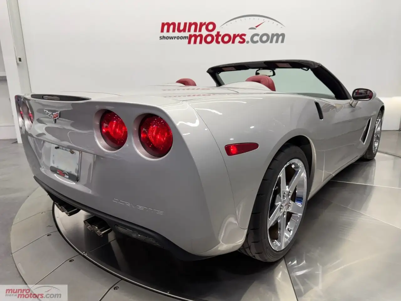 Chevrolet Corvette снимка Chevrolet Corvette