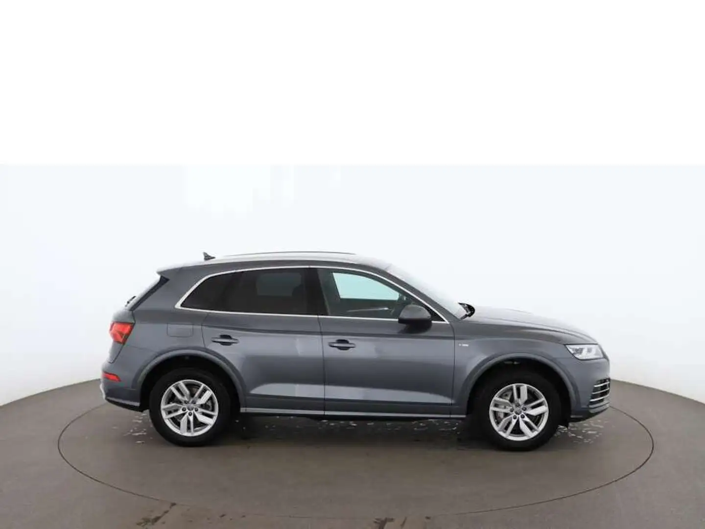 Audi Q5 TFSI e 55 quattro sport S-Line Aut LED LEDER Grau - 2