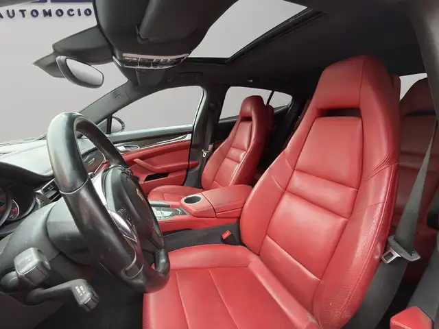 Porsche Panamera view 6