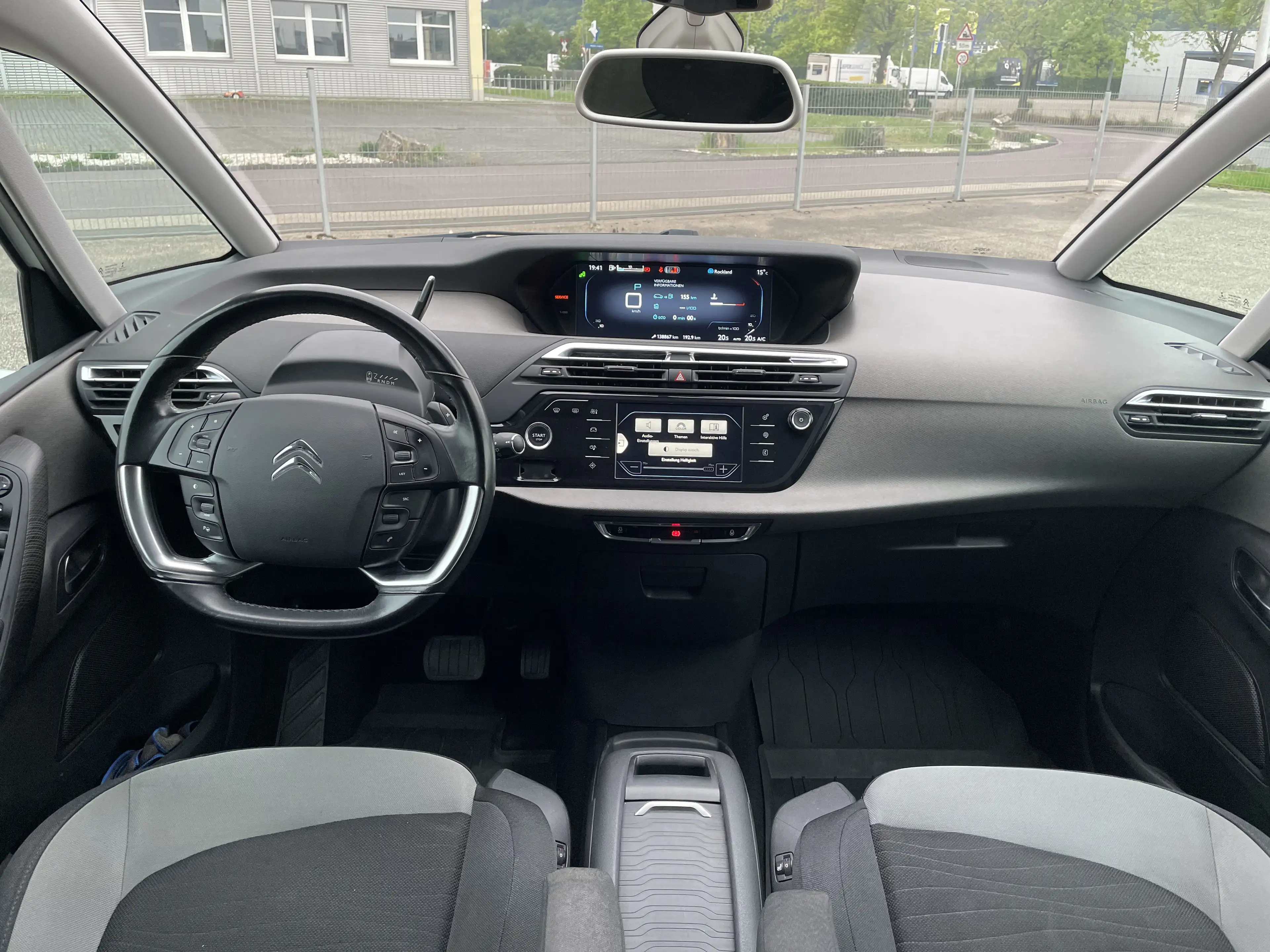 Citroen C4 Picasso C4 Picasso/Spacetourer 1.6/Automatik/1-Hand/LED — photo 12