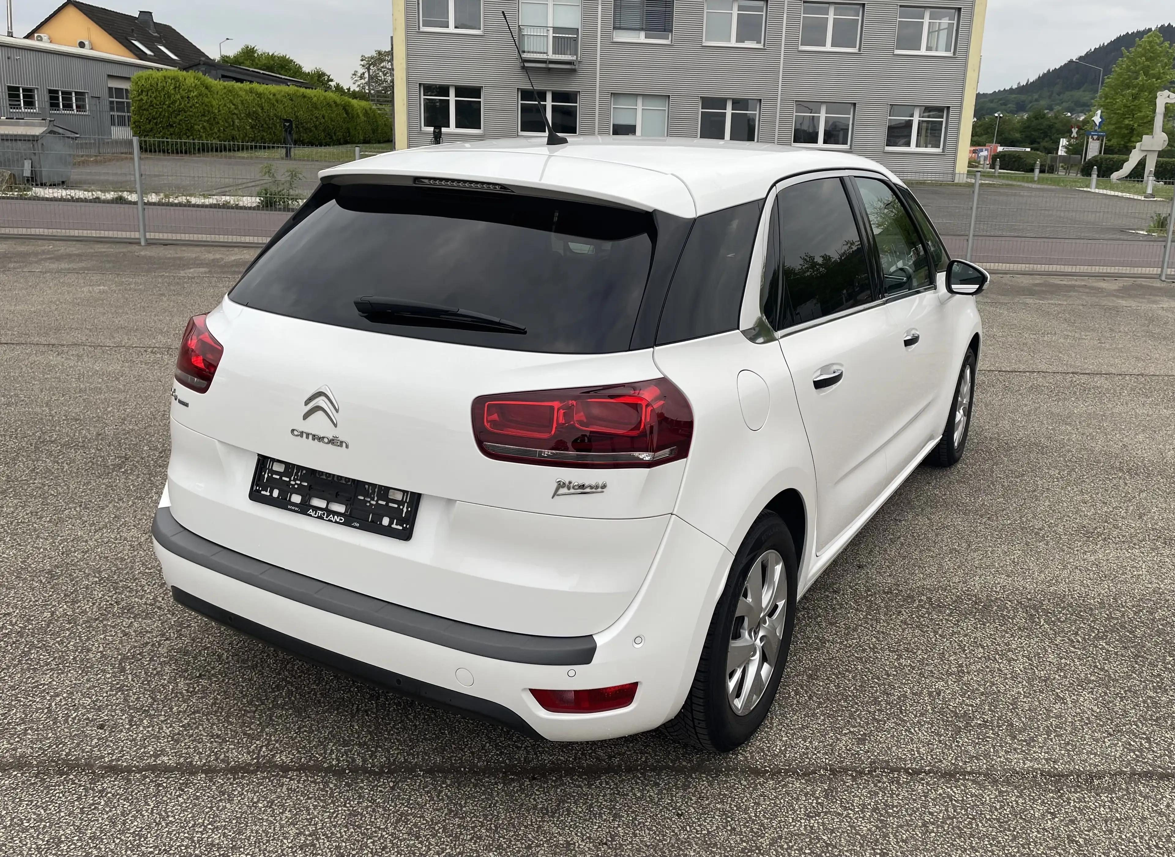 Citroen C4 Picasso C4 Picasso/Spacetourer 1.6/Automatik/1-Hand/LED — photo 4