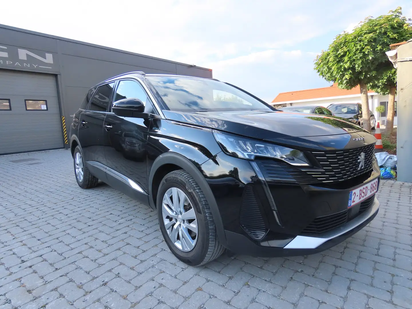 Peugeot 5008 1.5 BlueHDi Style 7pl 15250eur+BTW/TVA Černá - 1
