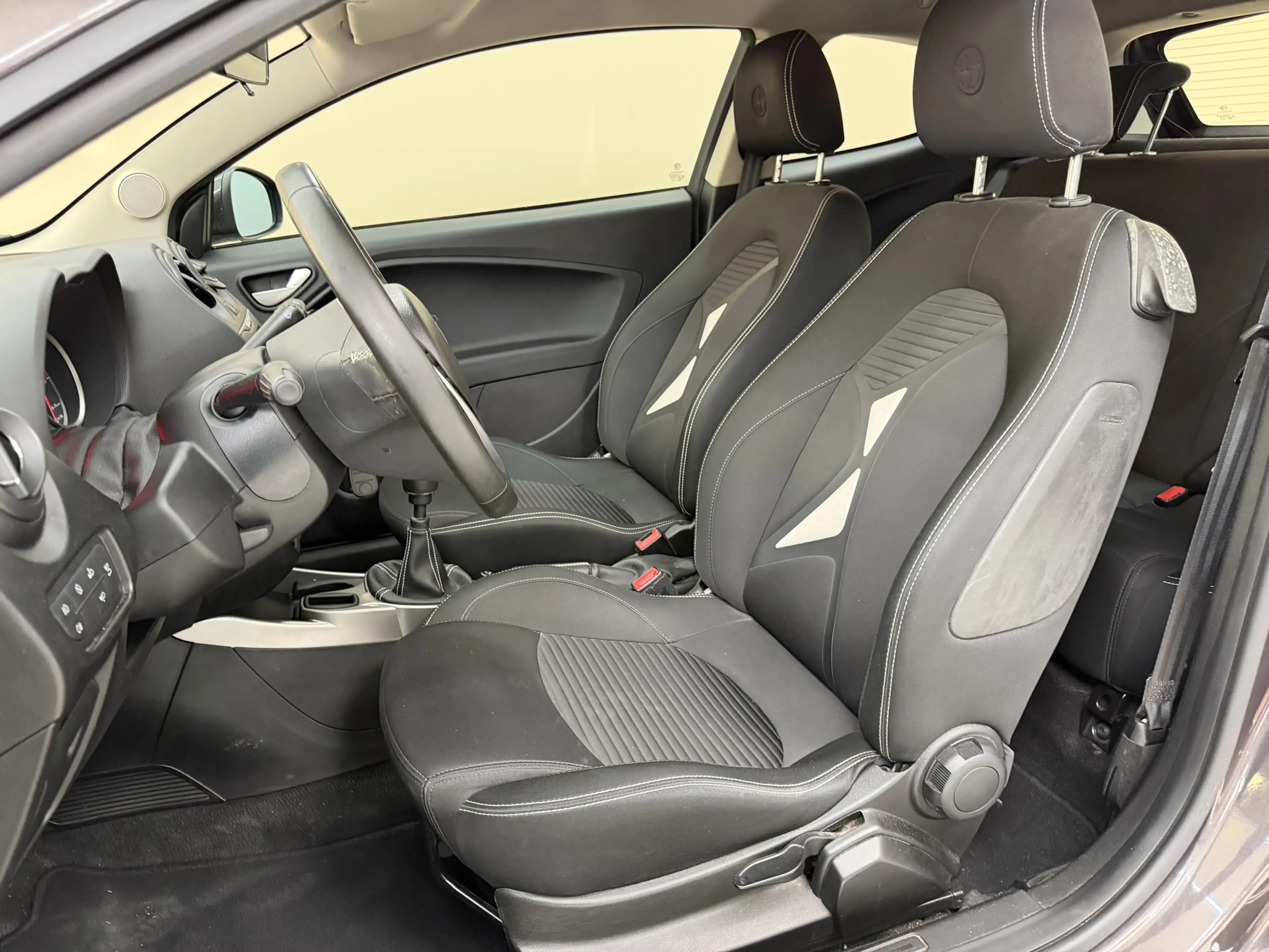 Alfa Romeo MiTo 1.4 Junior, 80Pk, 2016, 2de eigenaar, Navigatie, A — photo 4
