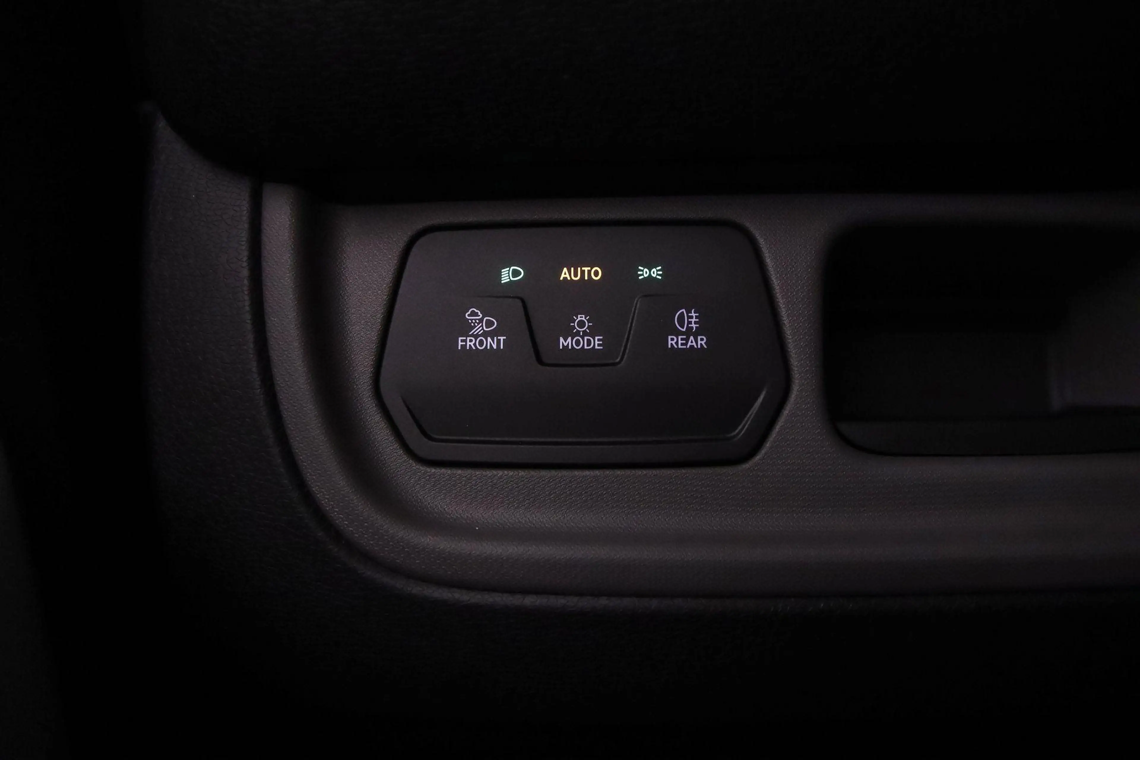Volkswagen ID. Buzz Cargo Bulli Limited Edition 286pk 79 kWh | 2027 model | — photo 12