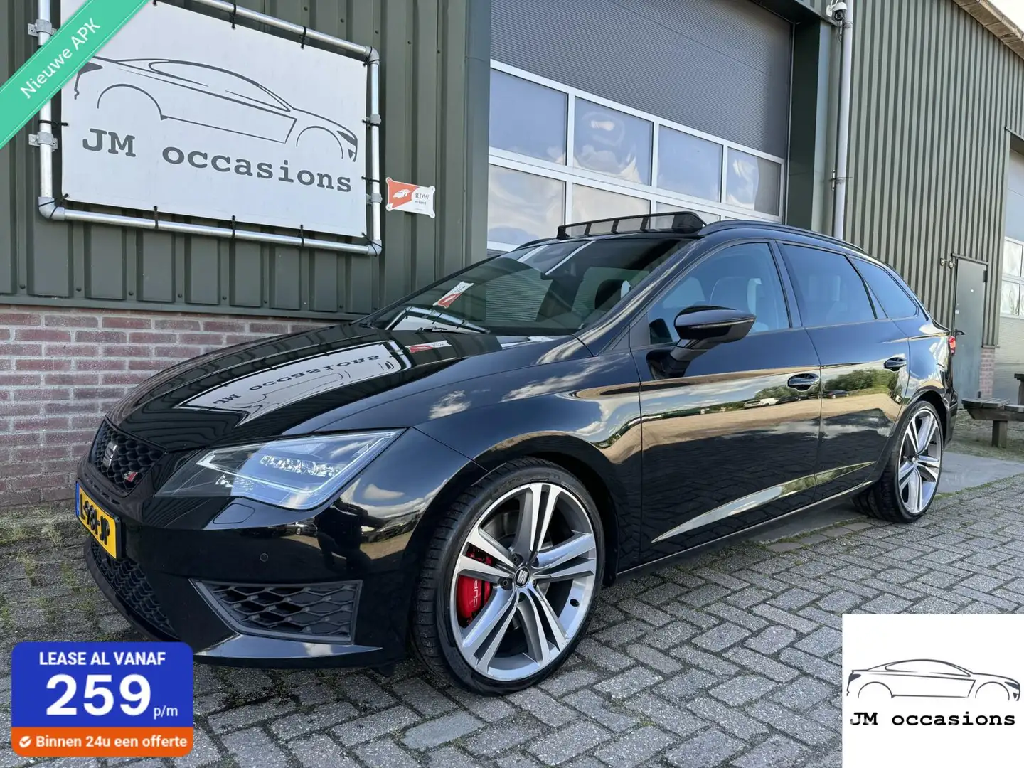 SEAT Leon ST 2.0 TSI Cupra DSG 280|Pano|Camera|CarPlay|PDC| Zwart - 1