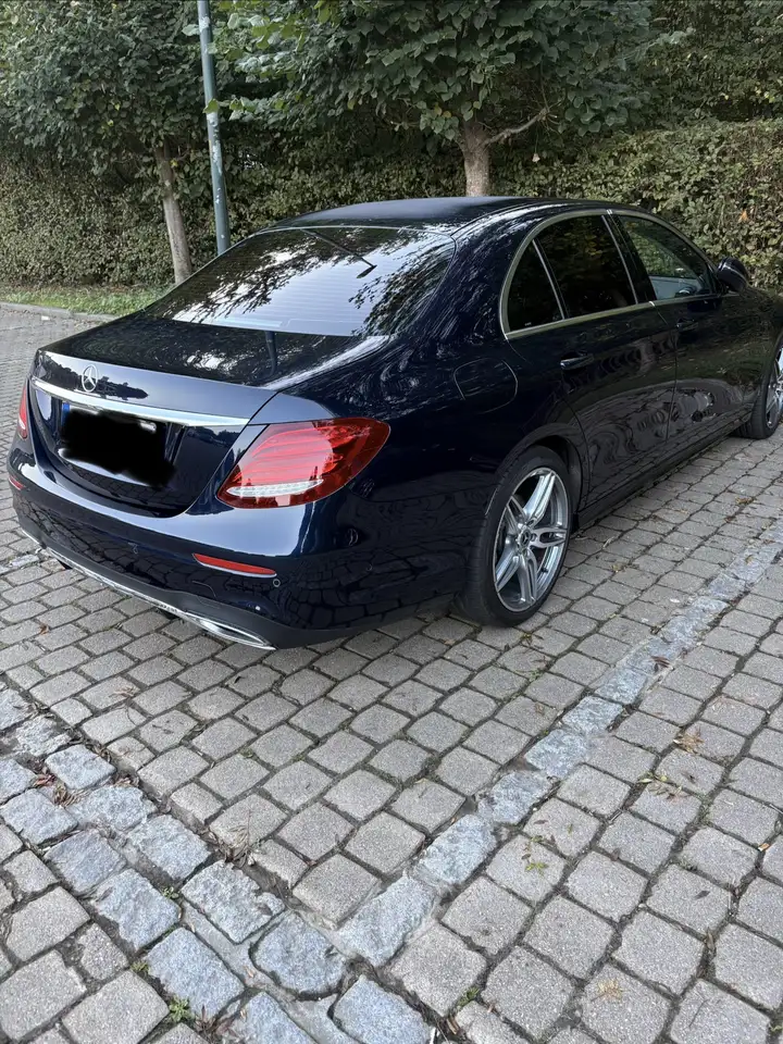 Mercedes-Benz E 200