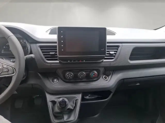 Renault Trafic view 9