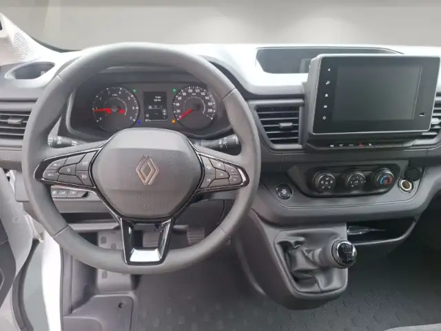 Renault Trafic view 10