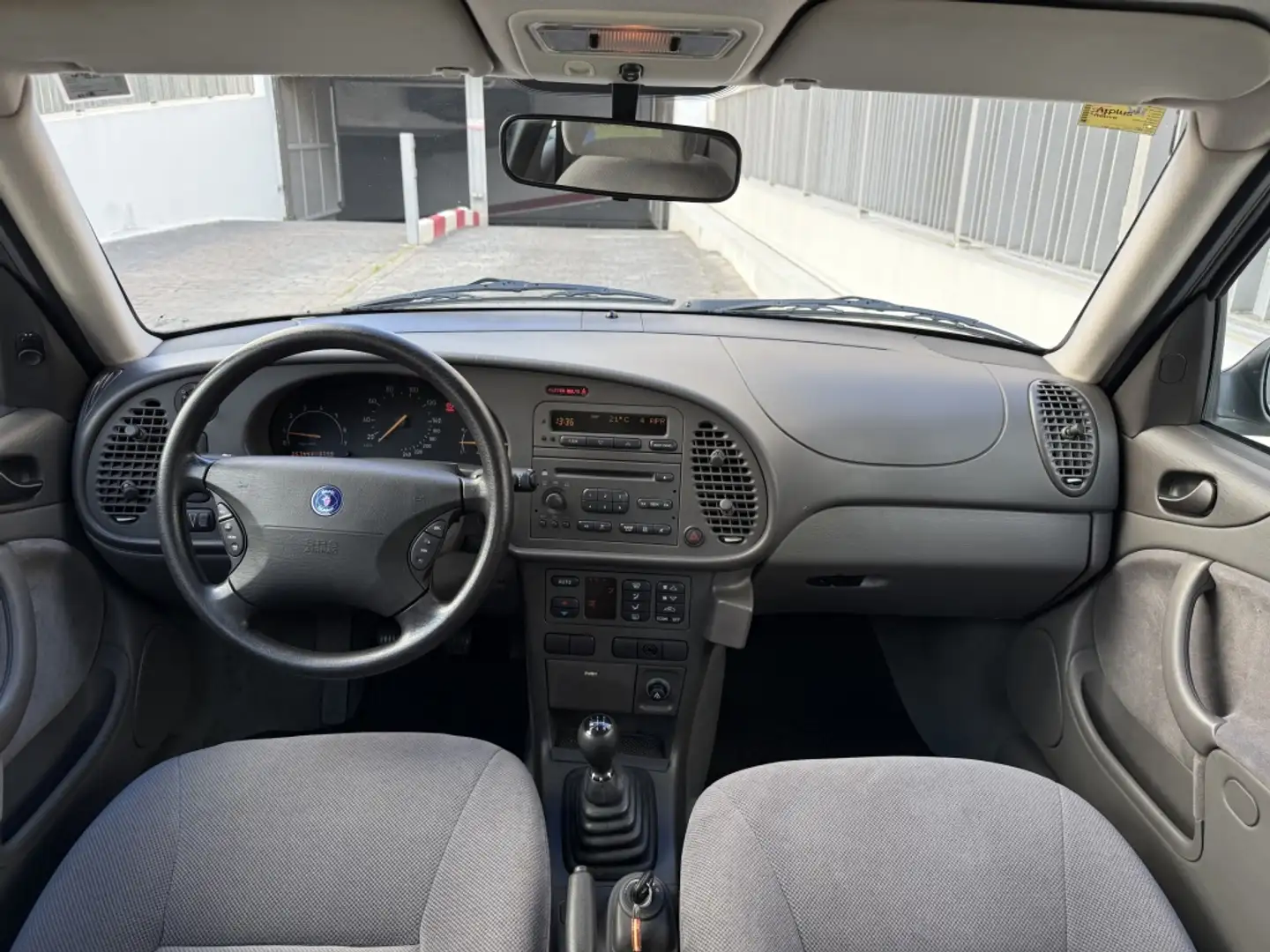 Saab 9-3 2.3i Plateado - 2