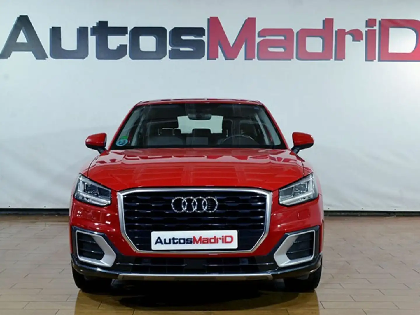 Audi Q2 Design 30 TDI 85kW (116CV) Roşu - 2