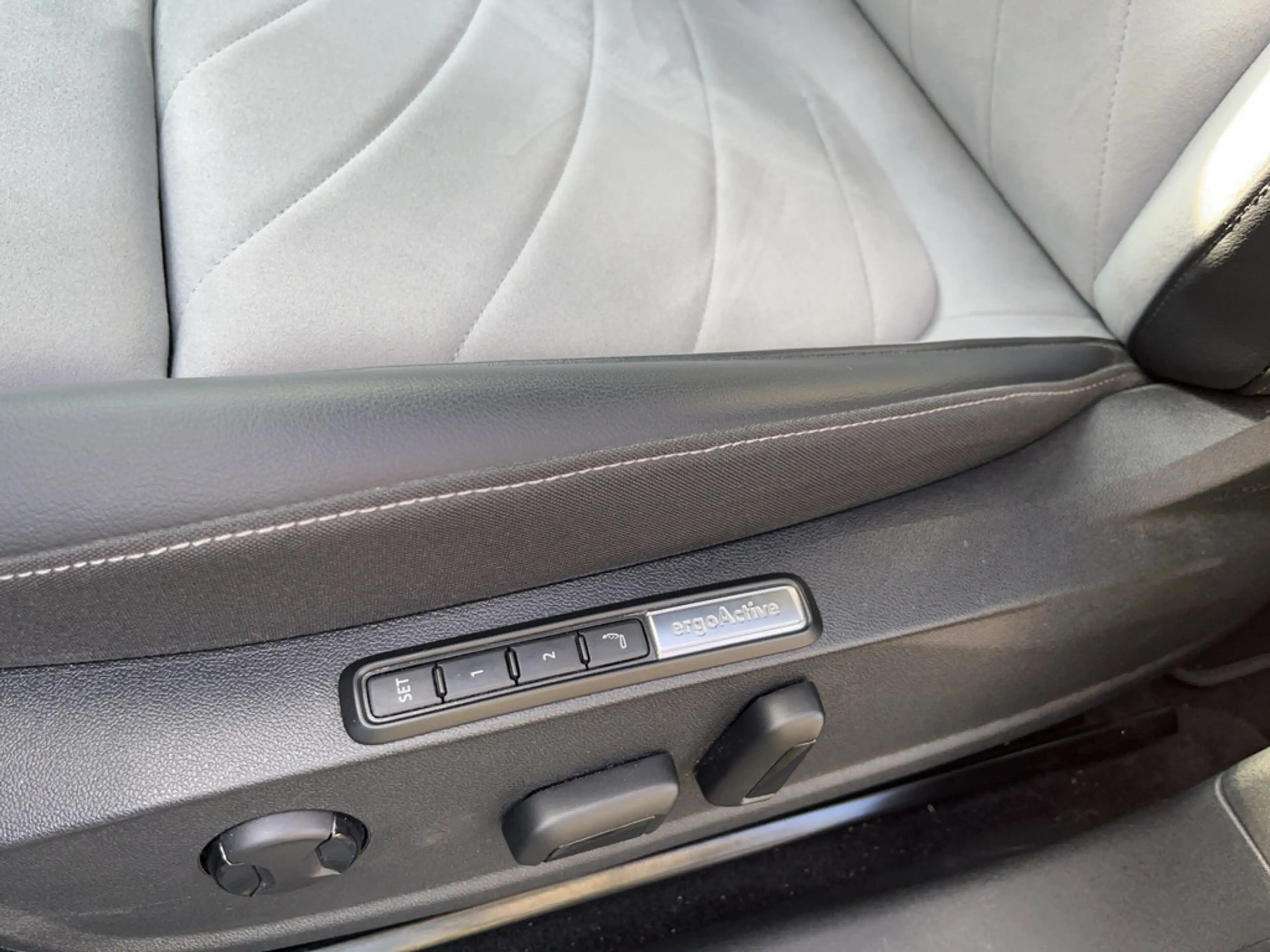 Volkswagen ID.3 Pro Move SHZ KAMERA NAVI ACC FACEL. LED — photo 9