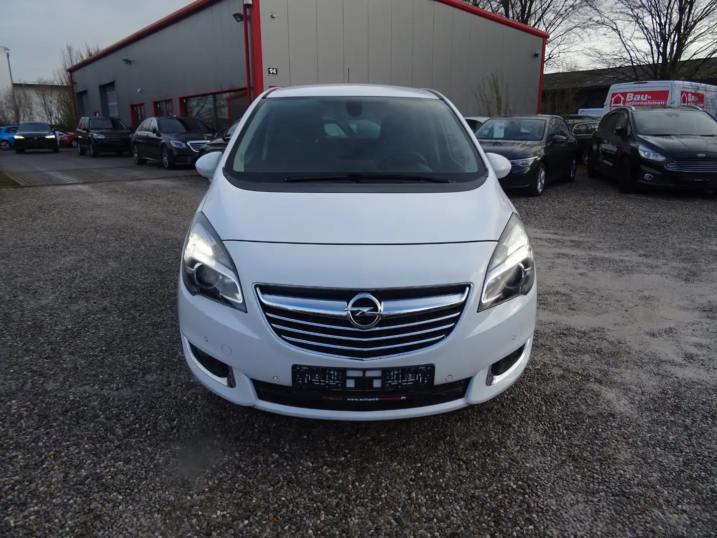 Opel Meriva B Innovation Weiß - 2