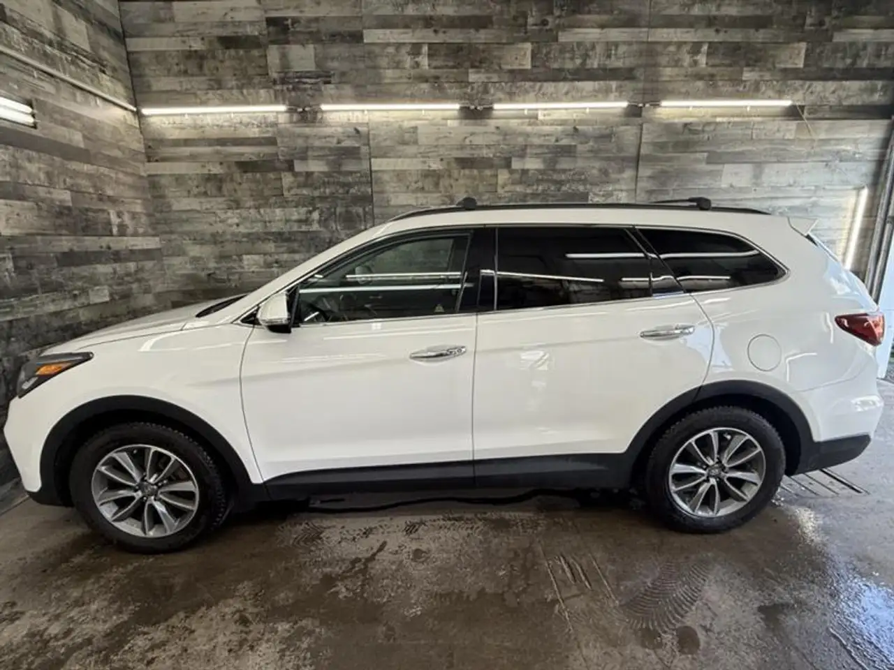 Hyundai SANTA FE снимка Hyundai SANTA FE