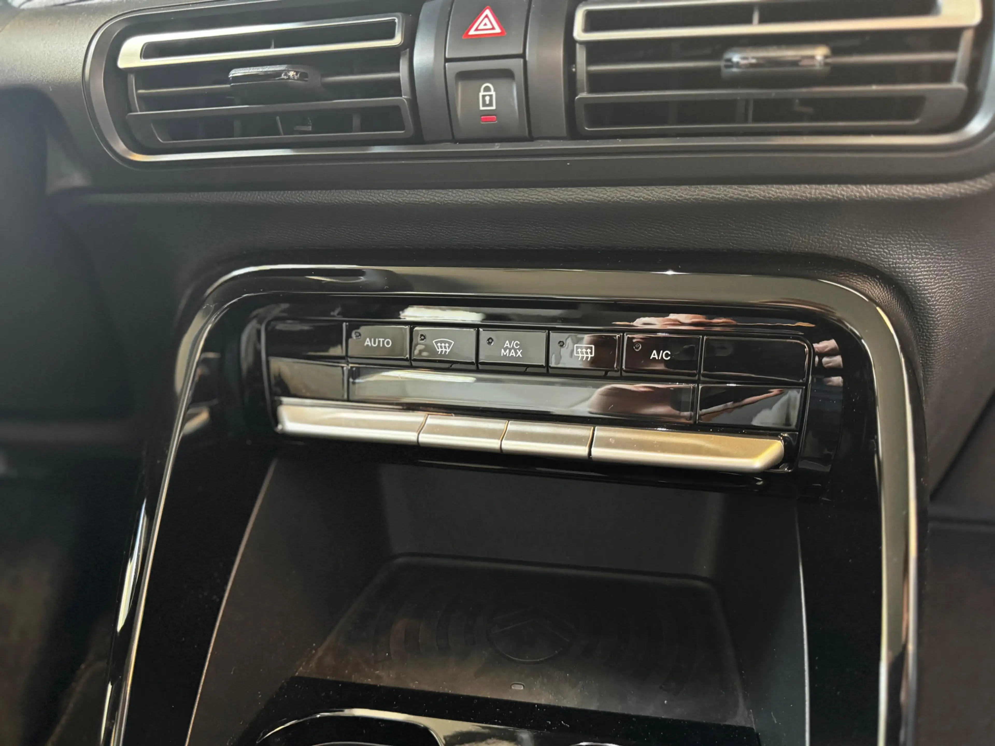 Citroen E-C3 Max 44 kWh 100% EV | Carplay | Boordlader | Draadl — photo 20