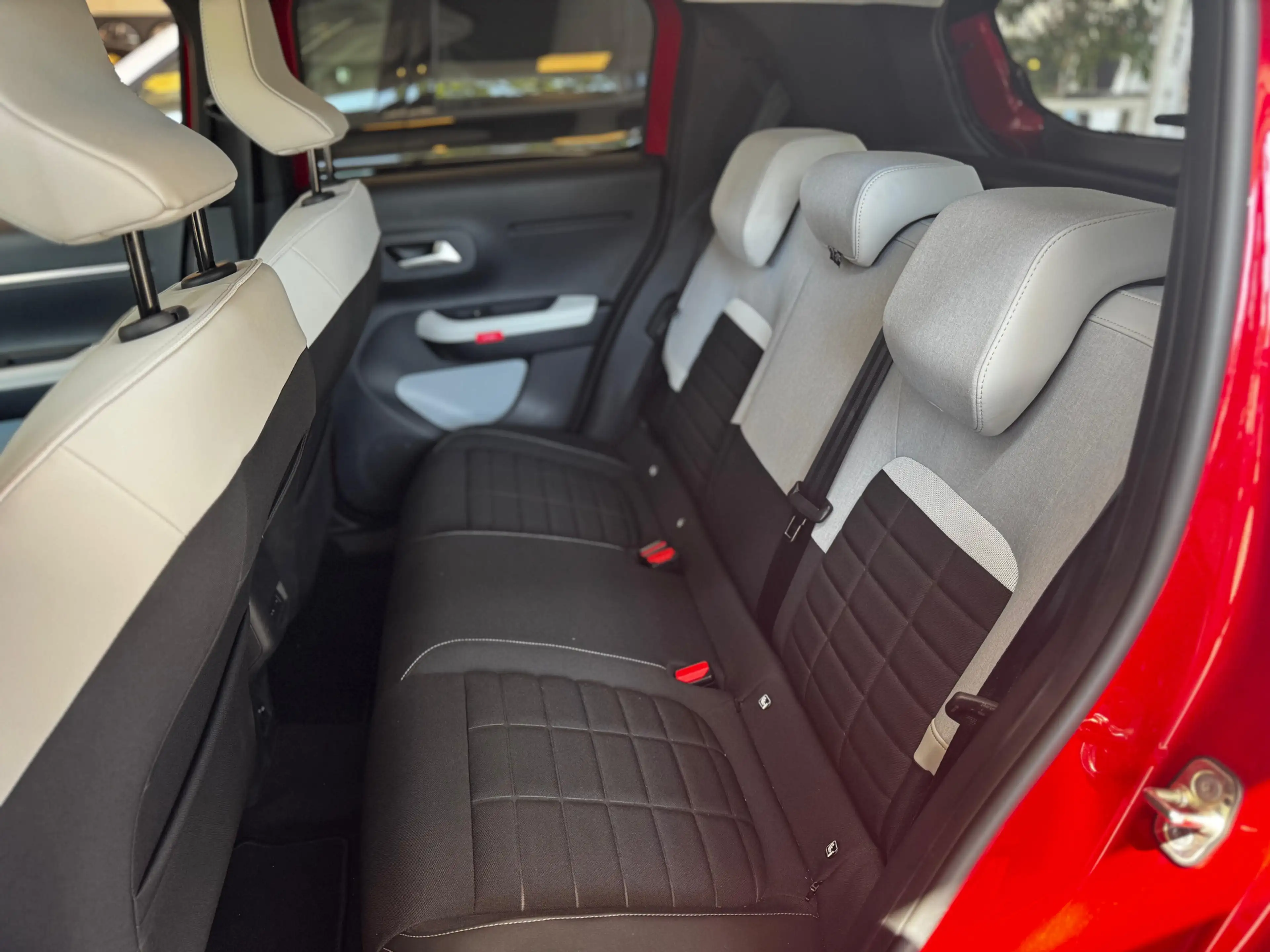 Citroen E-C3 Max 44 kWh 100% EV | Carplay | Boordlader | Draadl — photo 15