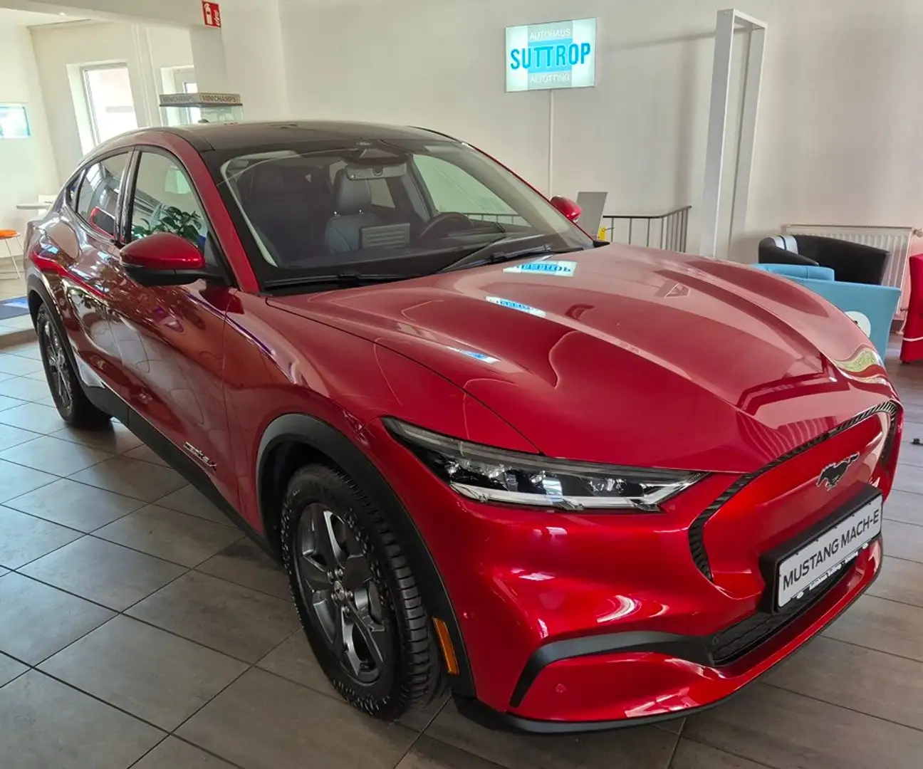 Ford Mustang Mach-E Mach-E Extended 99KW mit Technologiepaket 2 Rouge - 2