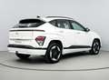 Hyundai KONA Electric Comfort 65.4 kWh Incl. €6000,- korting! Blanco - thumbnail 2