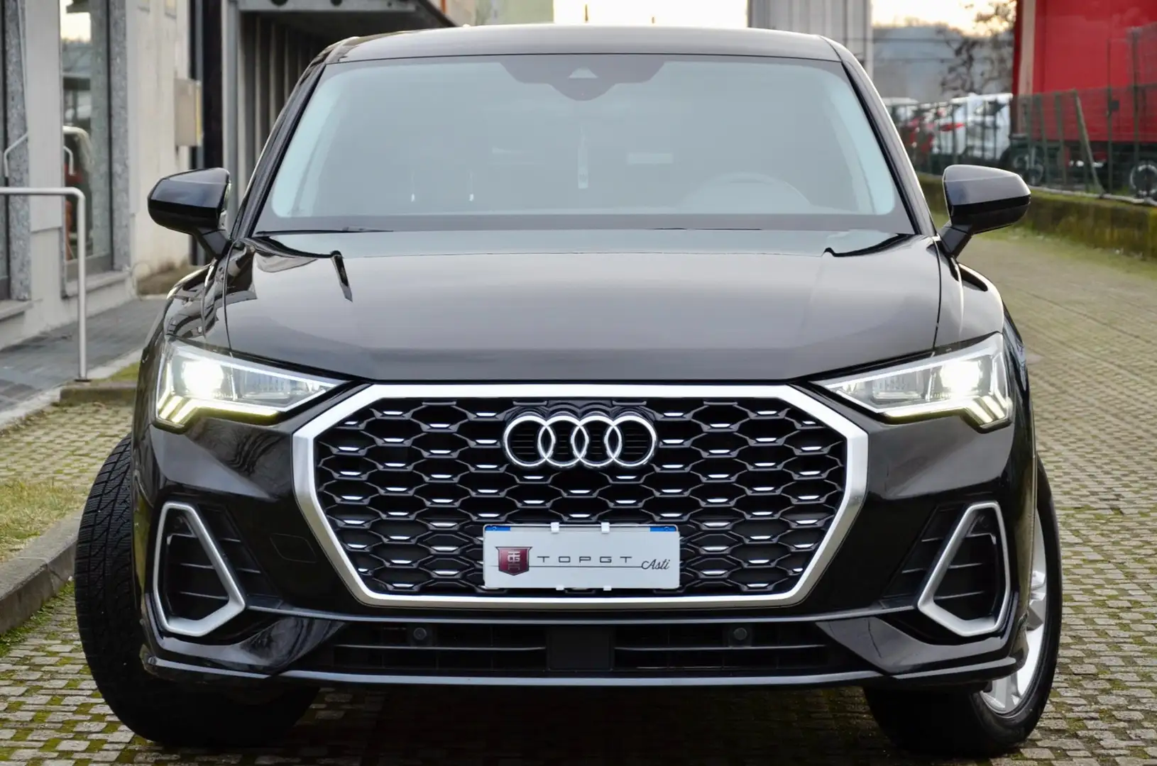 Audi Q3 SPB 35 2.0 tdi S line 150cv s-tronic UFF ITALIANA Nero - 2