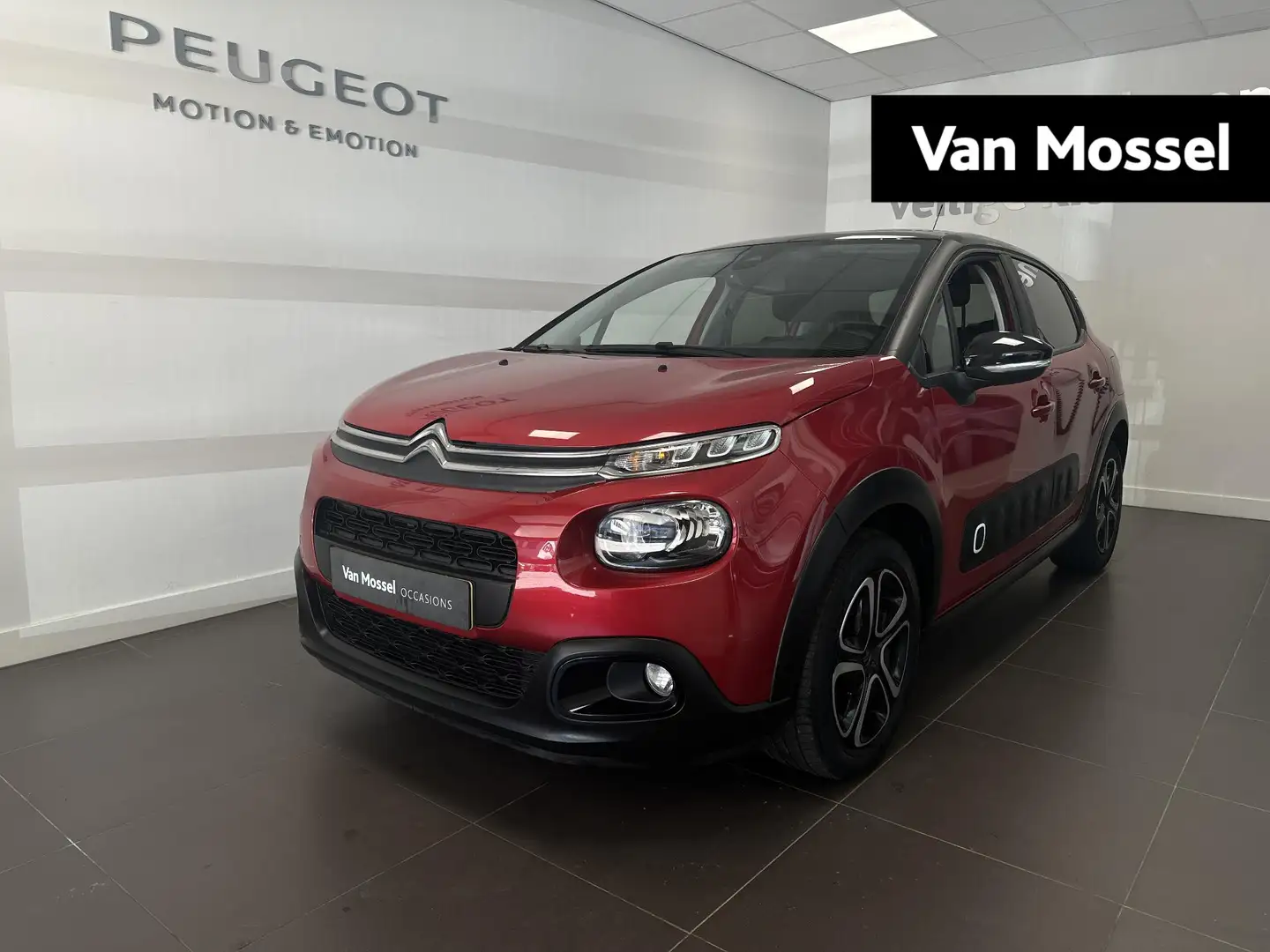 Citroen C3 1.2 PureTech Feel | Navigatie | Climate control | Rouge - 1