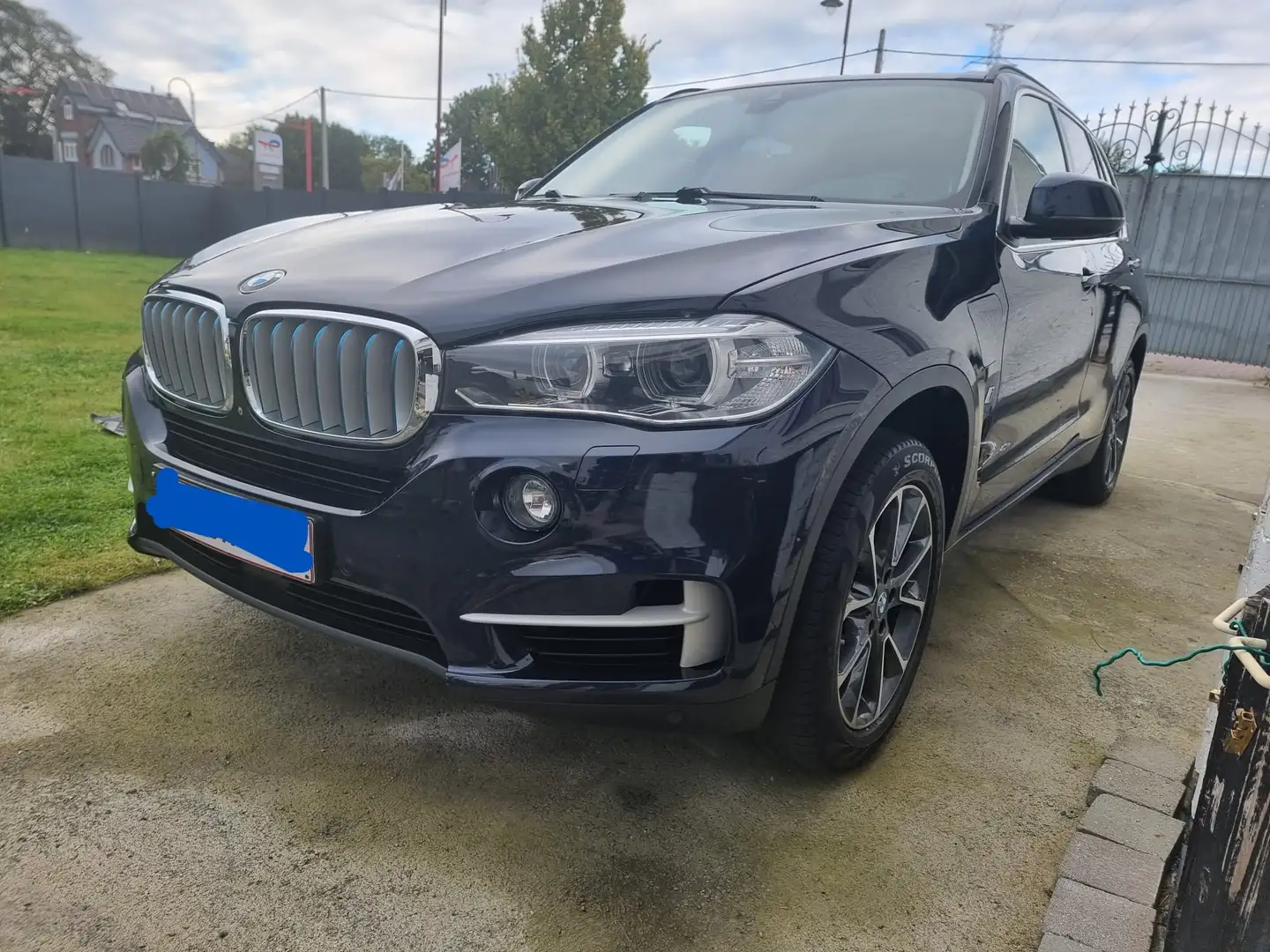 BMW X5 xDRIVE 40E IPEFORMANCE Blauw - 1