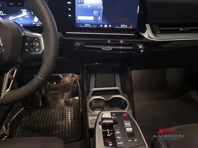 BMW Ix1 view 15