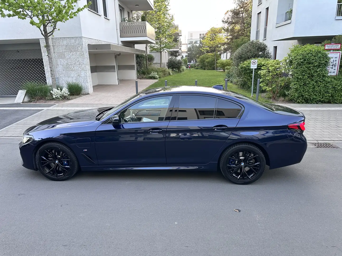 BMW 545 545e xDrive Aut. M Sport Edition - 2