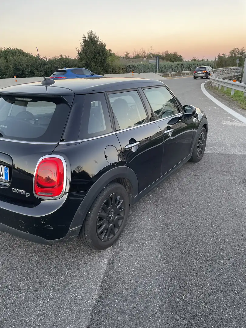 MINI Cooper D 1.5 Business XL 5p - 2