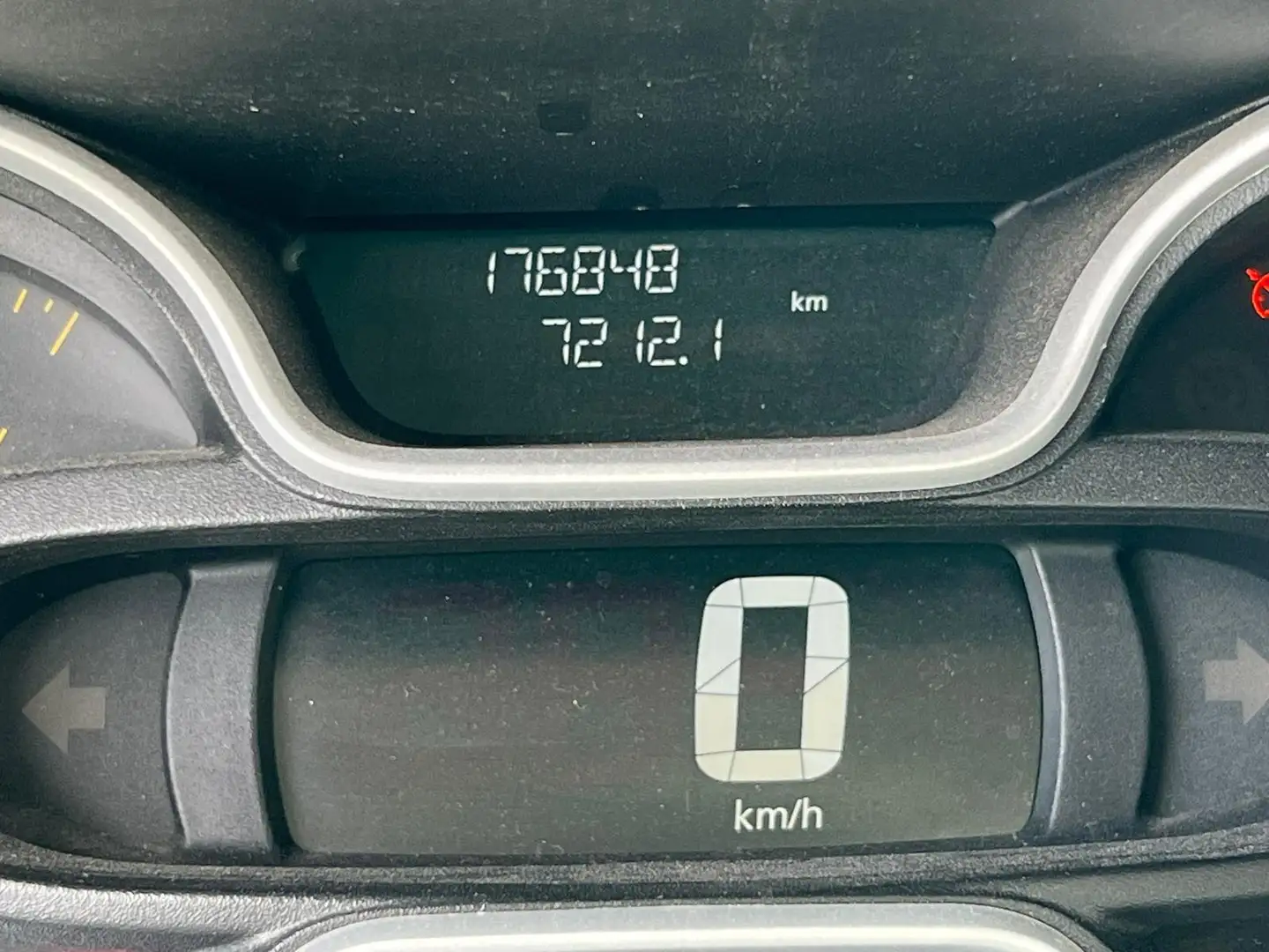 Renault Trafic Trafic L2H1 - NAVI, AIRCO, TREKHAAK, CV, ER, PDC A Grijs - 2