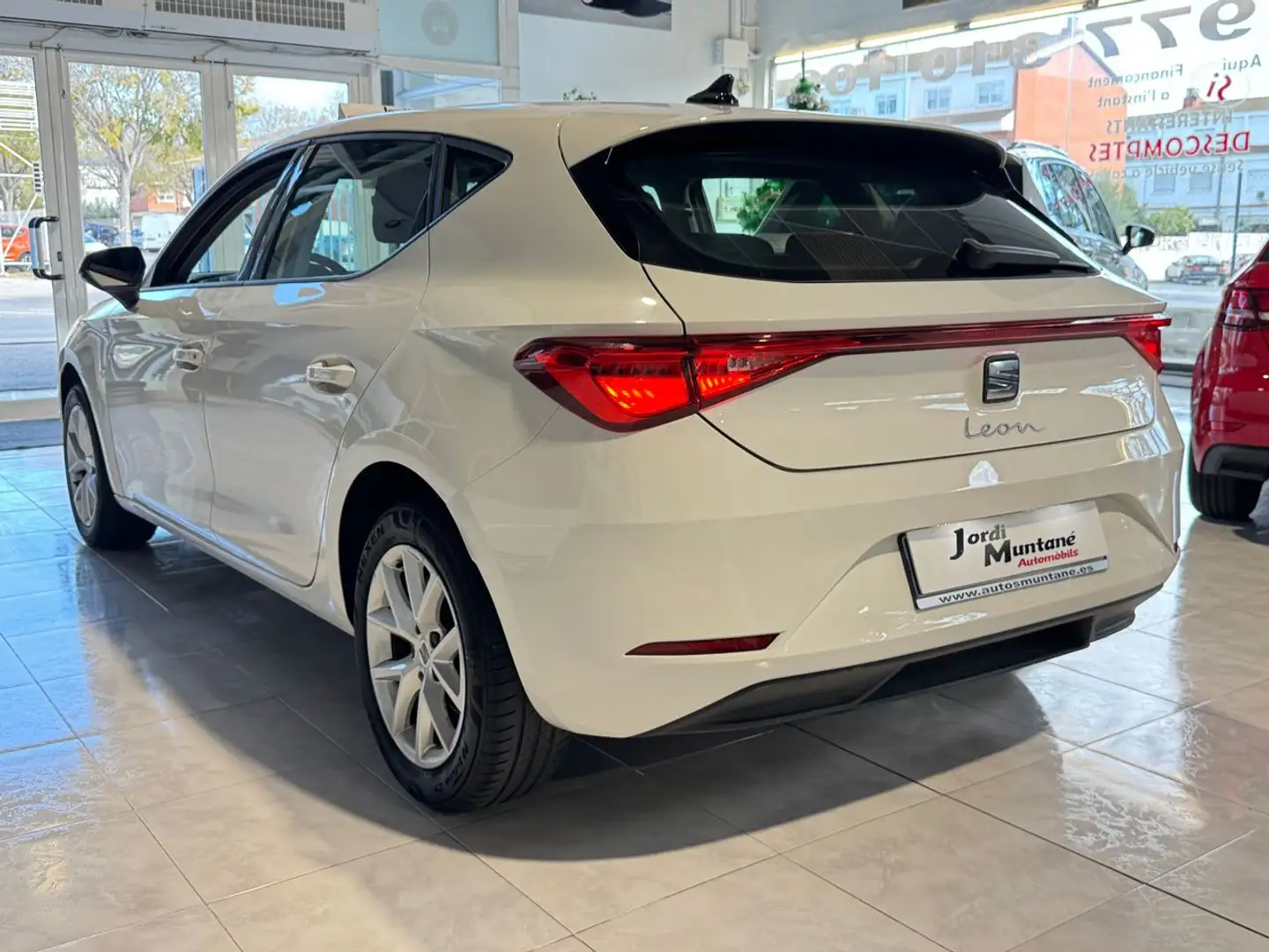 SEAT Leon 2.0TDI 115CV REFERENCE-GO.- " COMO NUEVO "- " REVI Blanco - 2