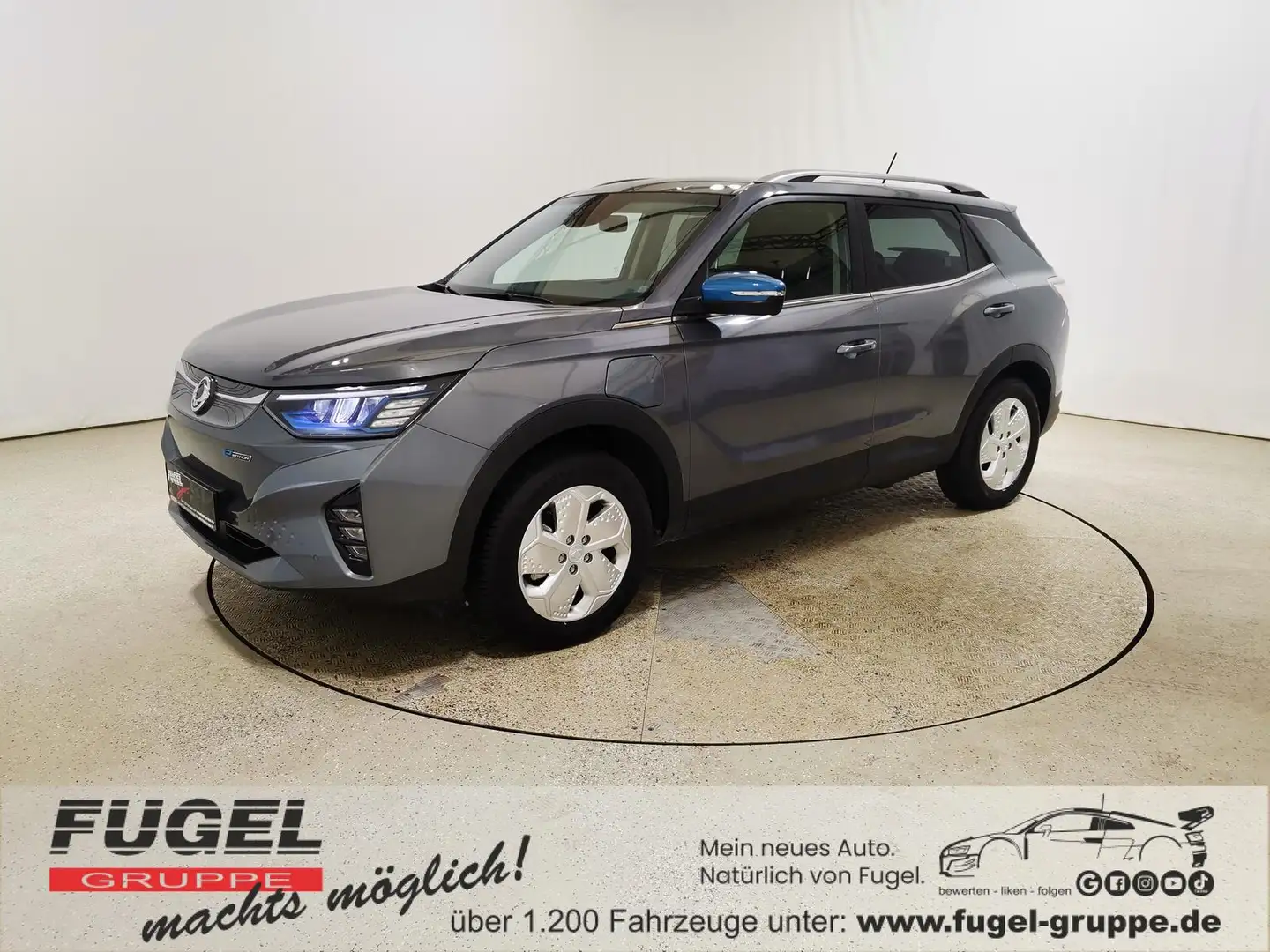 SsangYong Korando E-Motion 61,5 Titanium 2WD virt.Cock.|Navi|Leder Gris - 1