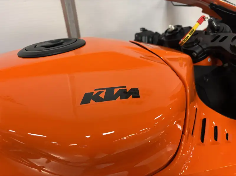 KTM 990 RC R - foto 6