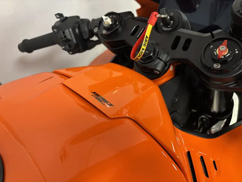 KTM 990 RC R - foto 7