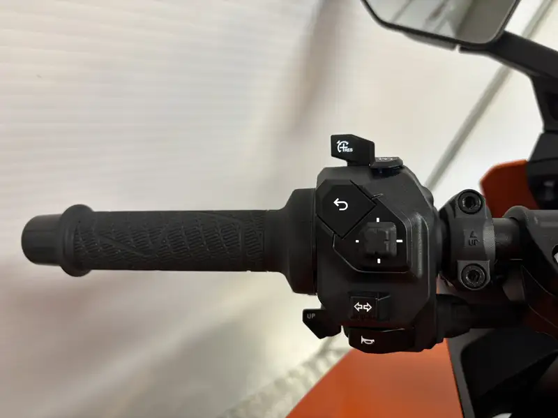 KTM 990 RC R - foto 8