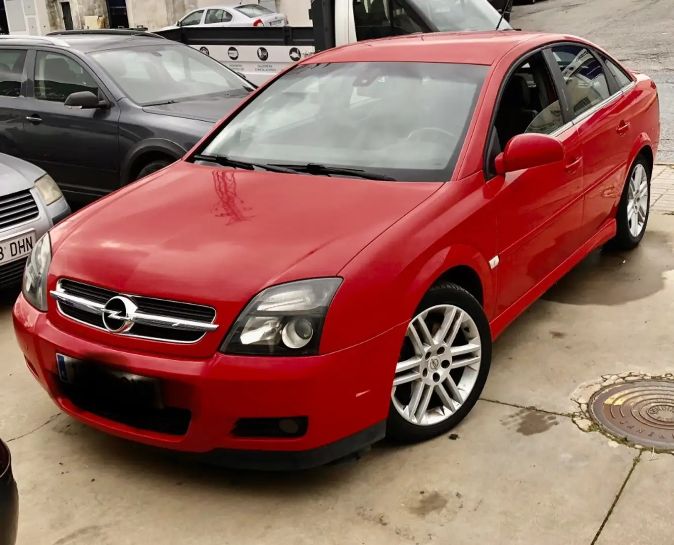 Opel Vectra 3.0CDTi V6 24v GTS Elegance Rojo - 1