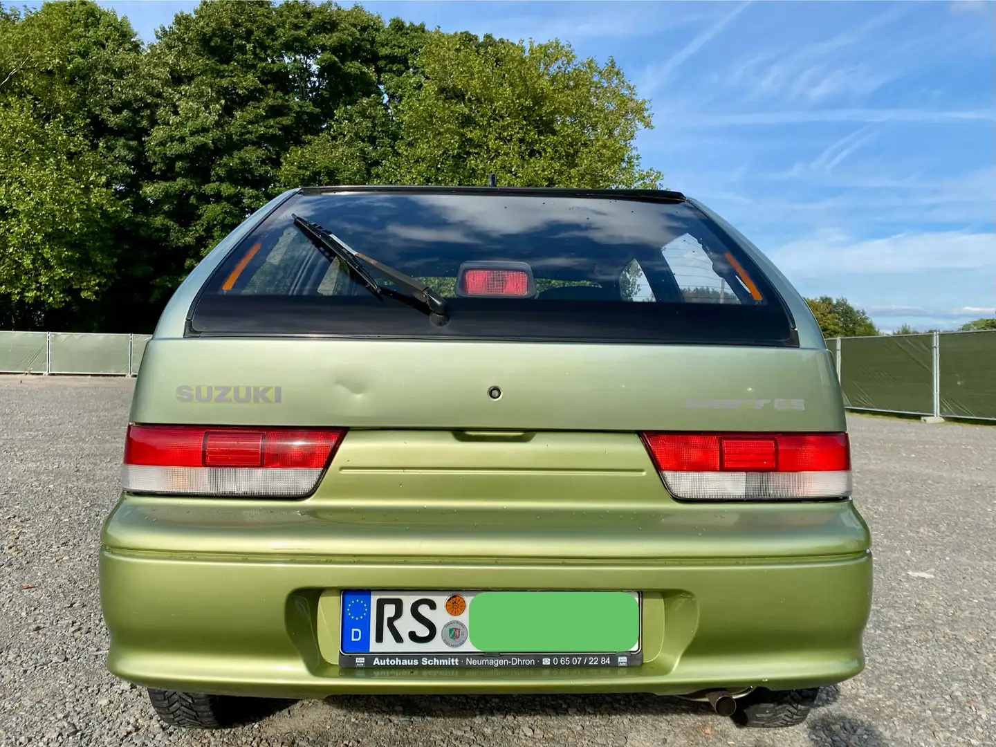 Suzuki Swift 1.3 GS Grün - 2