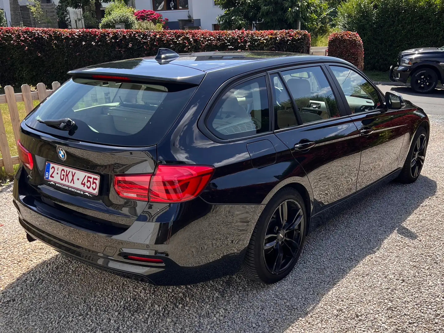 BMW 318 Touring 318i Noir - 1