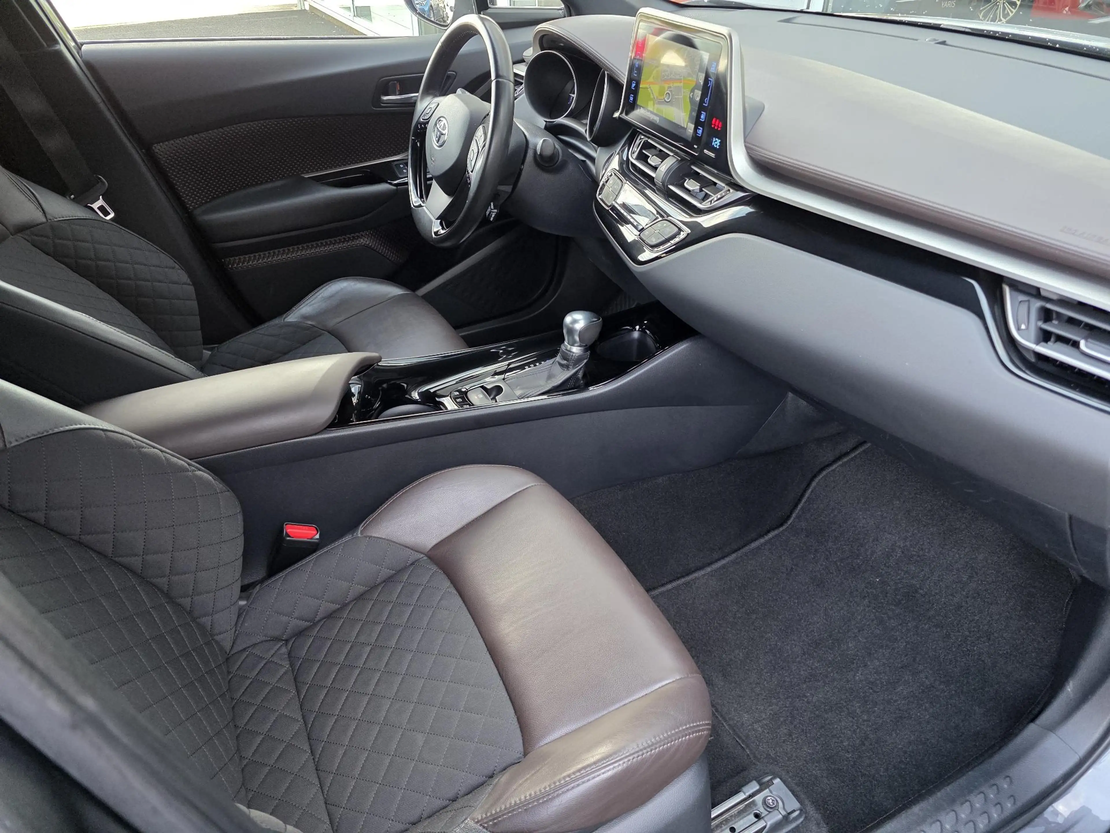 Toyota C-HR 1.8 Hybrid Executive NL Auto | Half lederen bekled — photo 11