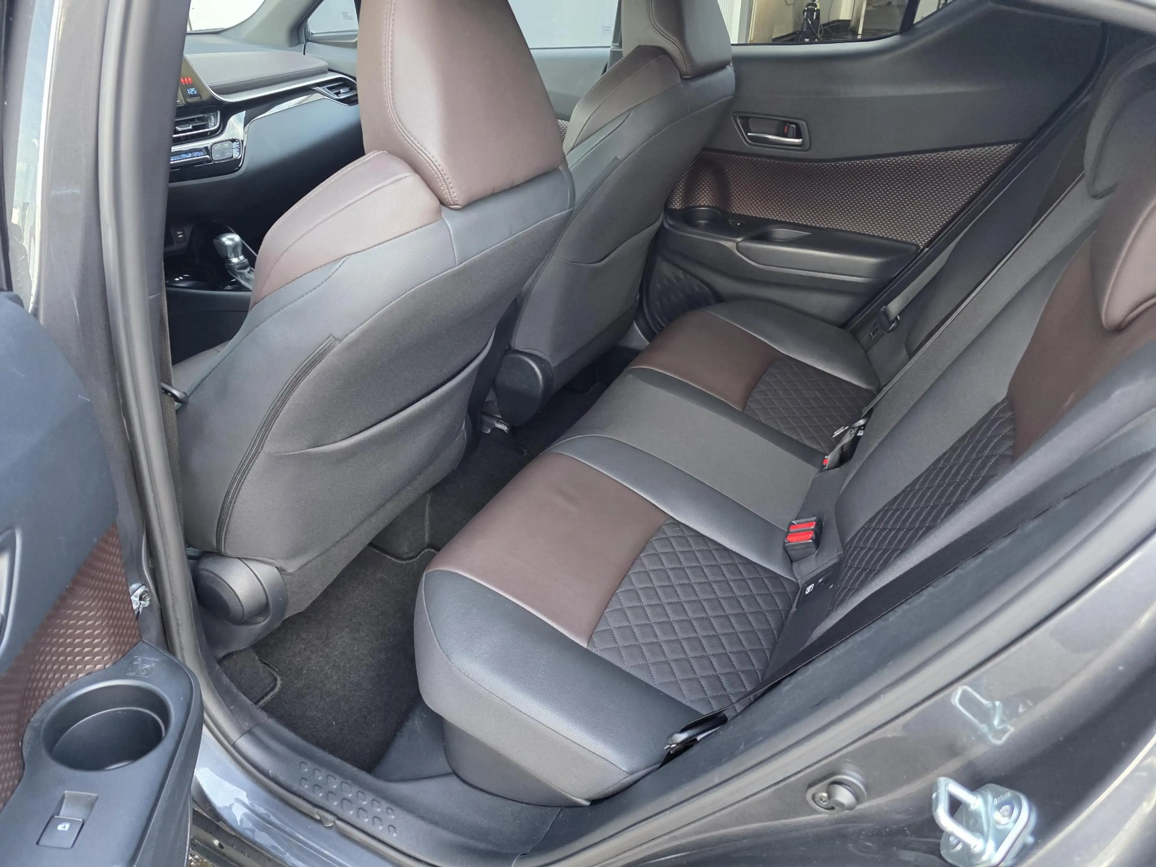 Toyota C-HR 1.8 Hybrid Executive NL Auto | Half lederen bekled — photo 13