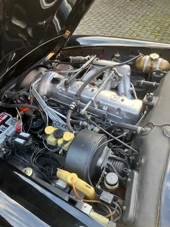 Mercedes-Benz SL 280 PAGODA, foto 5