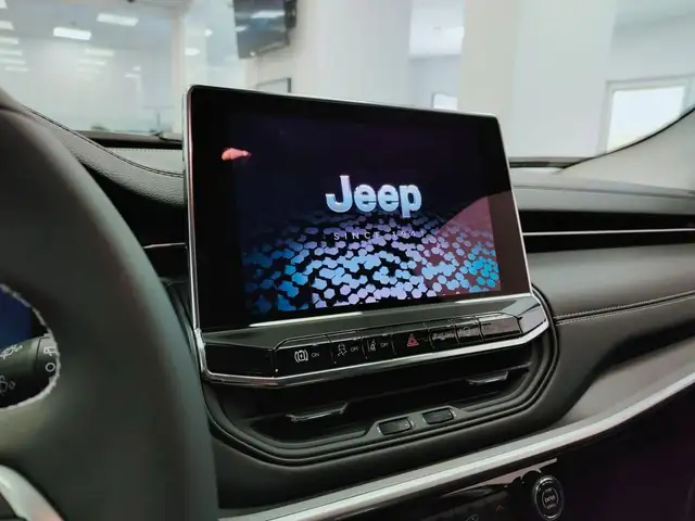 Jeep Compass view 12