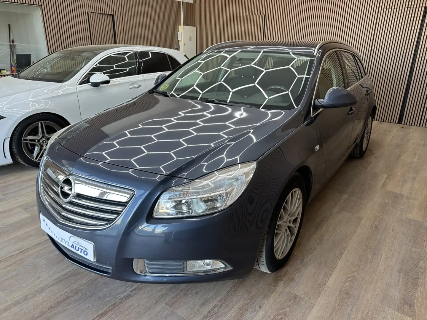 Opel Insignia 2.0CDTI Sport 130 Gris - 2