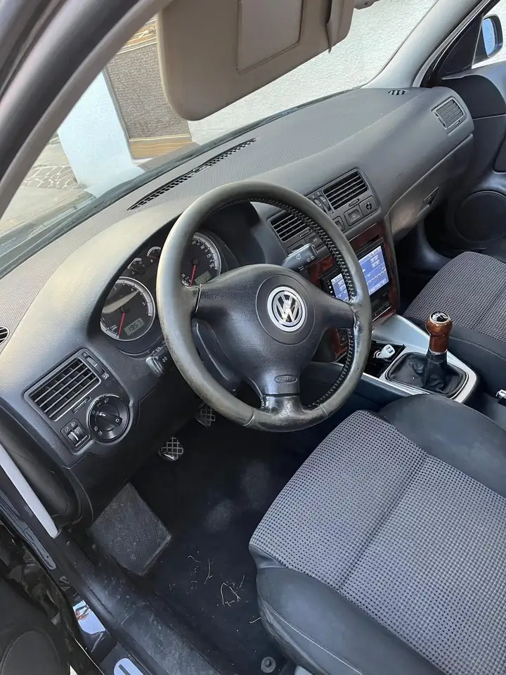 Volkswagen Bora Variant 1.9 tdi Trendline 130cv, foto 3
