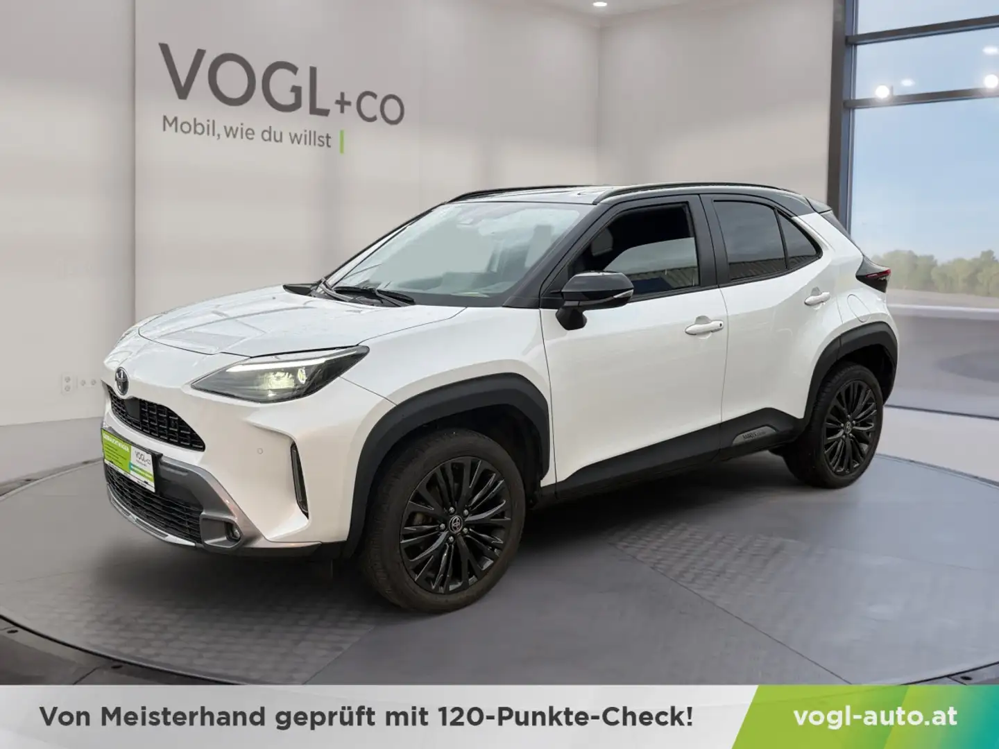 Toyota Yaris Cross 1,5 VVT-i Hybrid AWD Adventure Weiß - 1