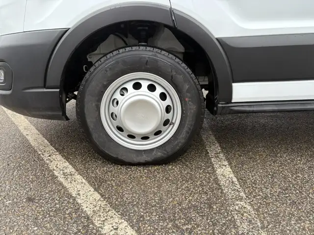 Ford Transit Trend L5H1 500 ABSCHLEPPWAGEN Ansicht 18