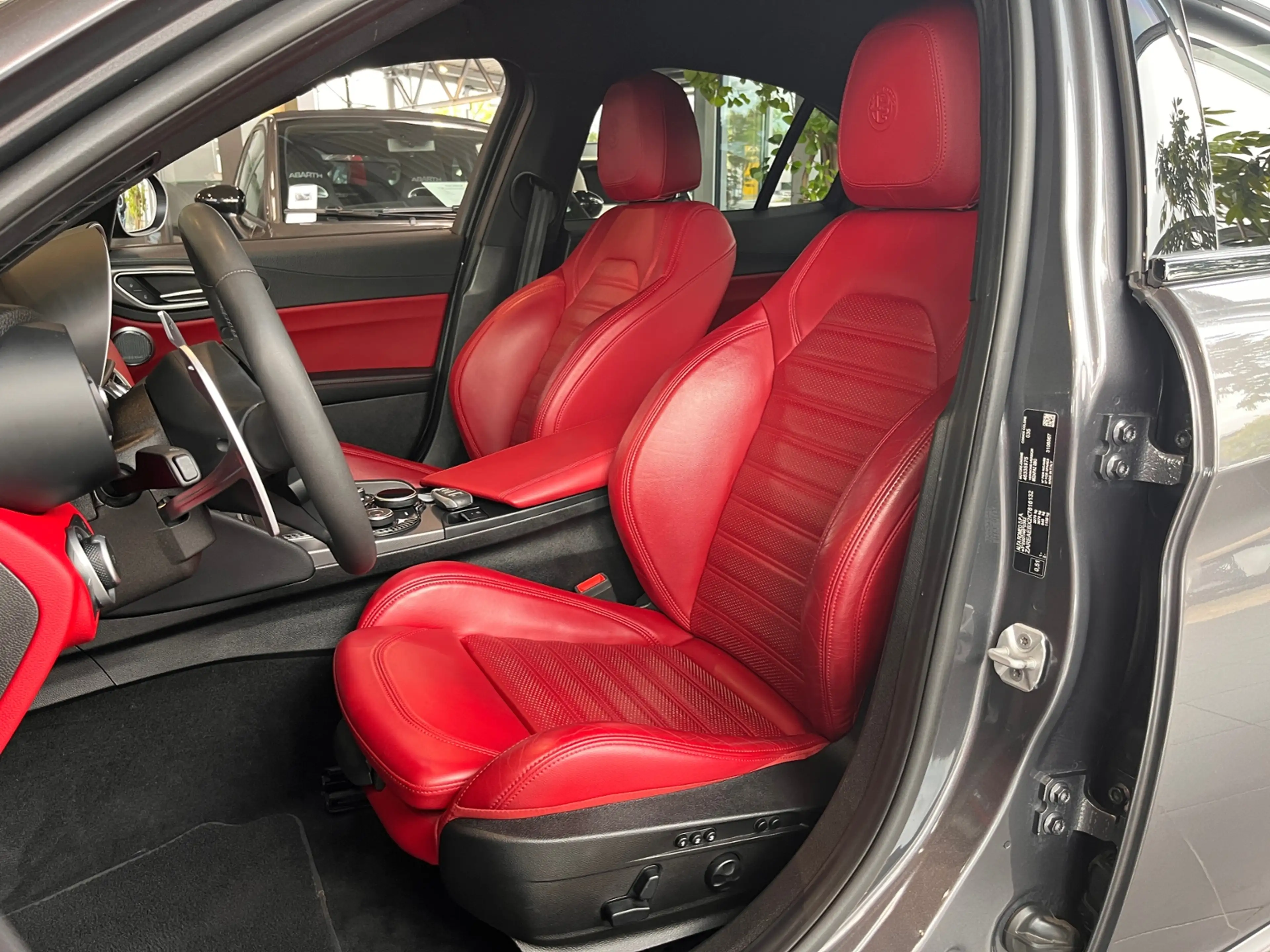 Alfa Romeo Giulia Super H/K LEDER XEN NAV ACC RFK ALU — photo 10