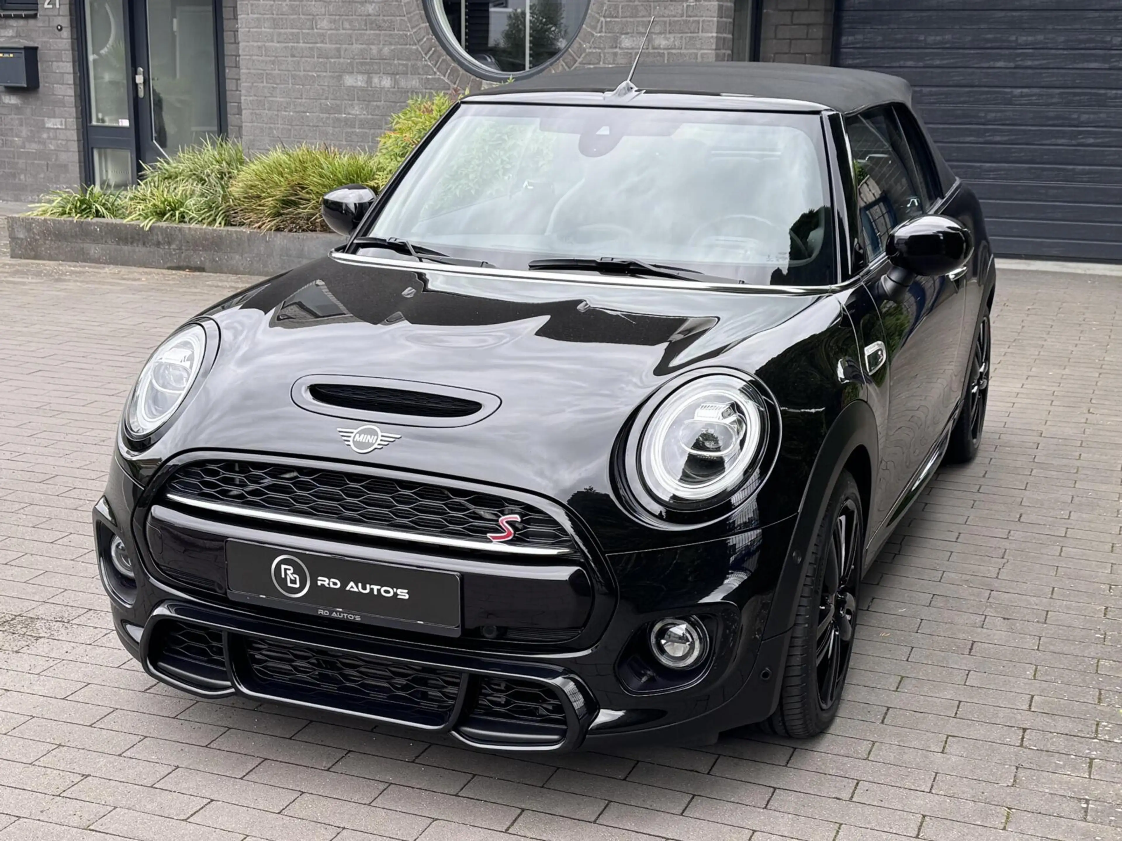 MINI John Cooper Works Cabrio 2.0 S JCW Carplay ACC Sfeervelichting 1e Eigenaar — photo 11