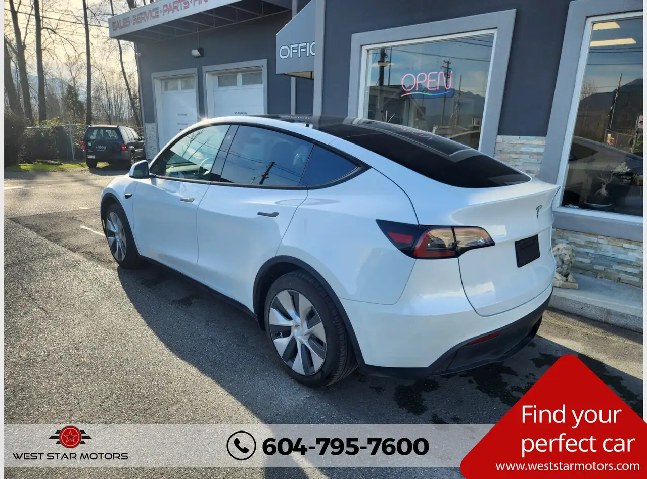 Tesla Model Y снимка Tesla Model Y