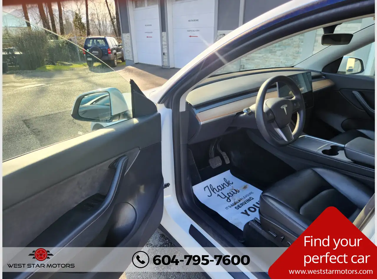 Tesla Model Y снимка Tesla Model Y